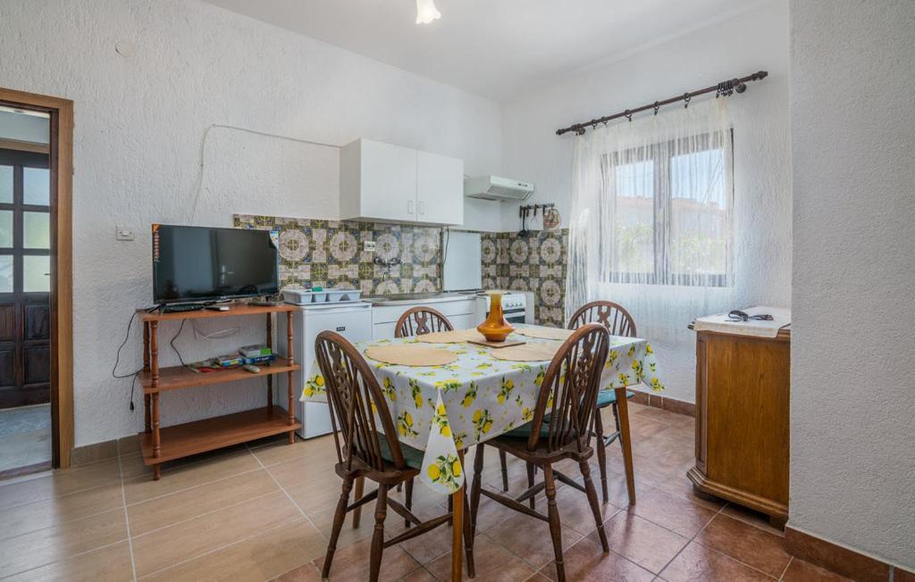 Apartmani Mile Крк Екстер'єр фото
